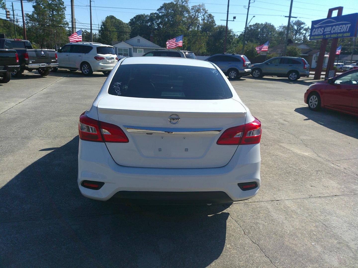 2018 WHITE NISSAN SENTRA SR; S; SL; SV (3N1AB7AP5JY) , located at 1200 Cassat Avenue, Jacksonville, FL, 32205, (904) 695-1885, 30.302404, -81.731033 - Photo#3